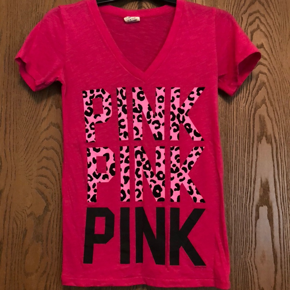 VS PINK T-Shirt